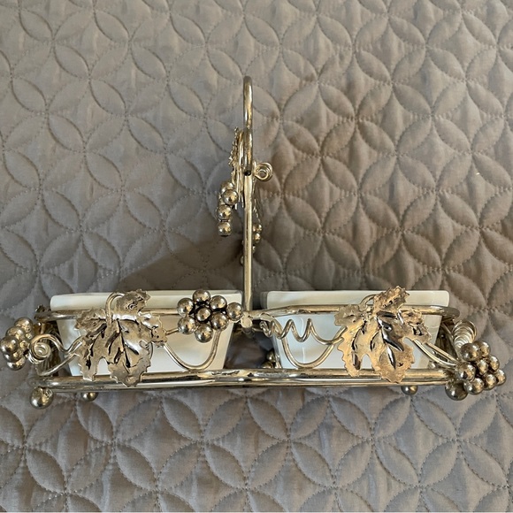 Vintage Silver Plated Porcelain Server Grape Motif Holder Studio Silversmiths - Picture 3 of 4